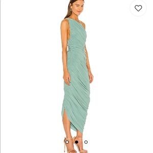 Diana Gown, Norma Kamali
Color: Vintage Mint
Size: XS